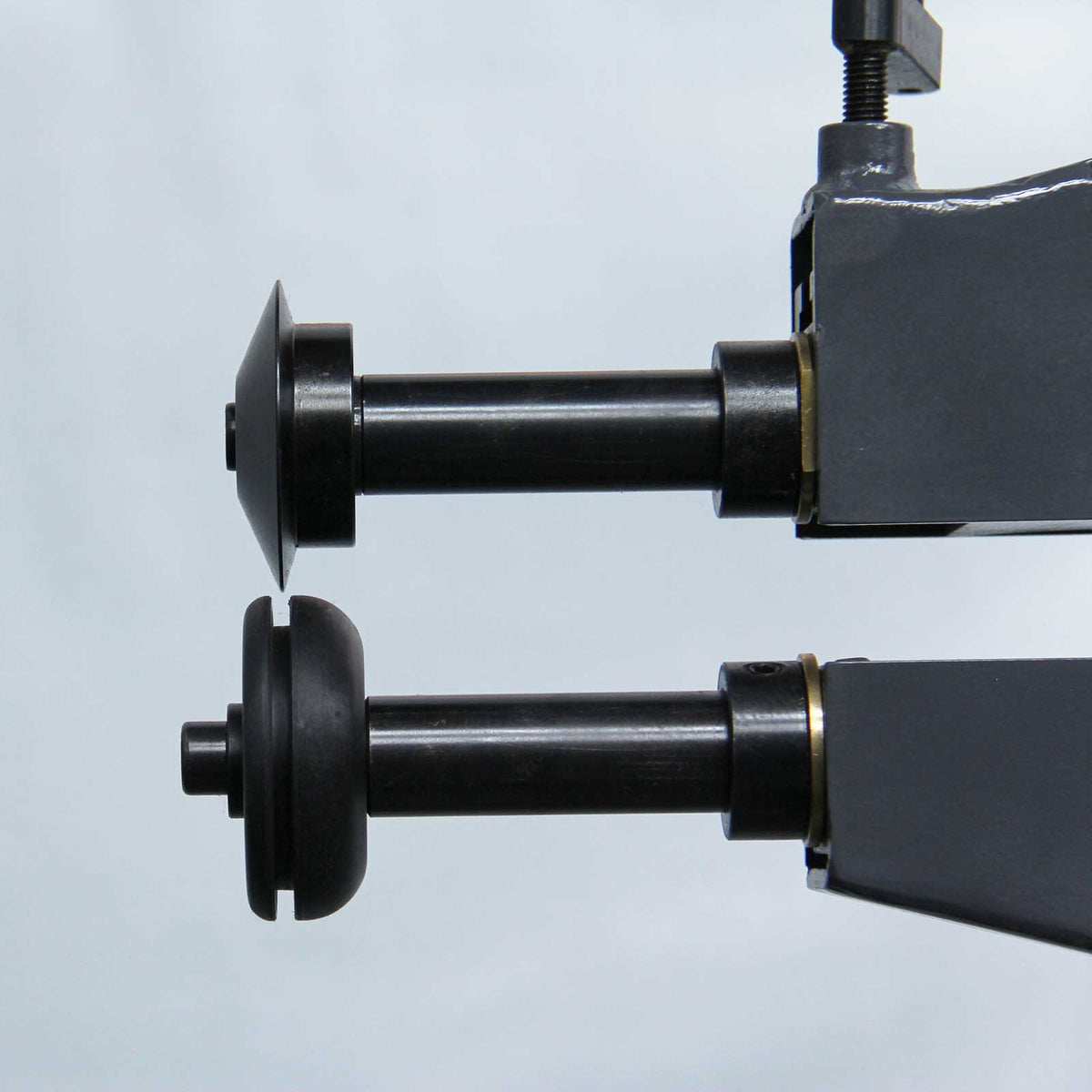 Plastic Solid Groove Roll 202-103 for RM-36