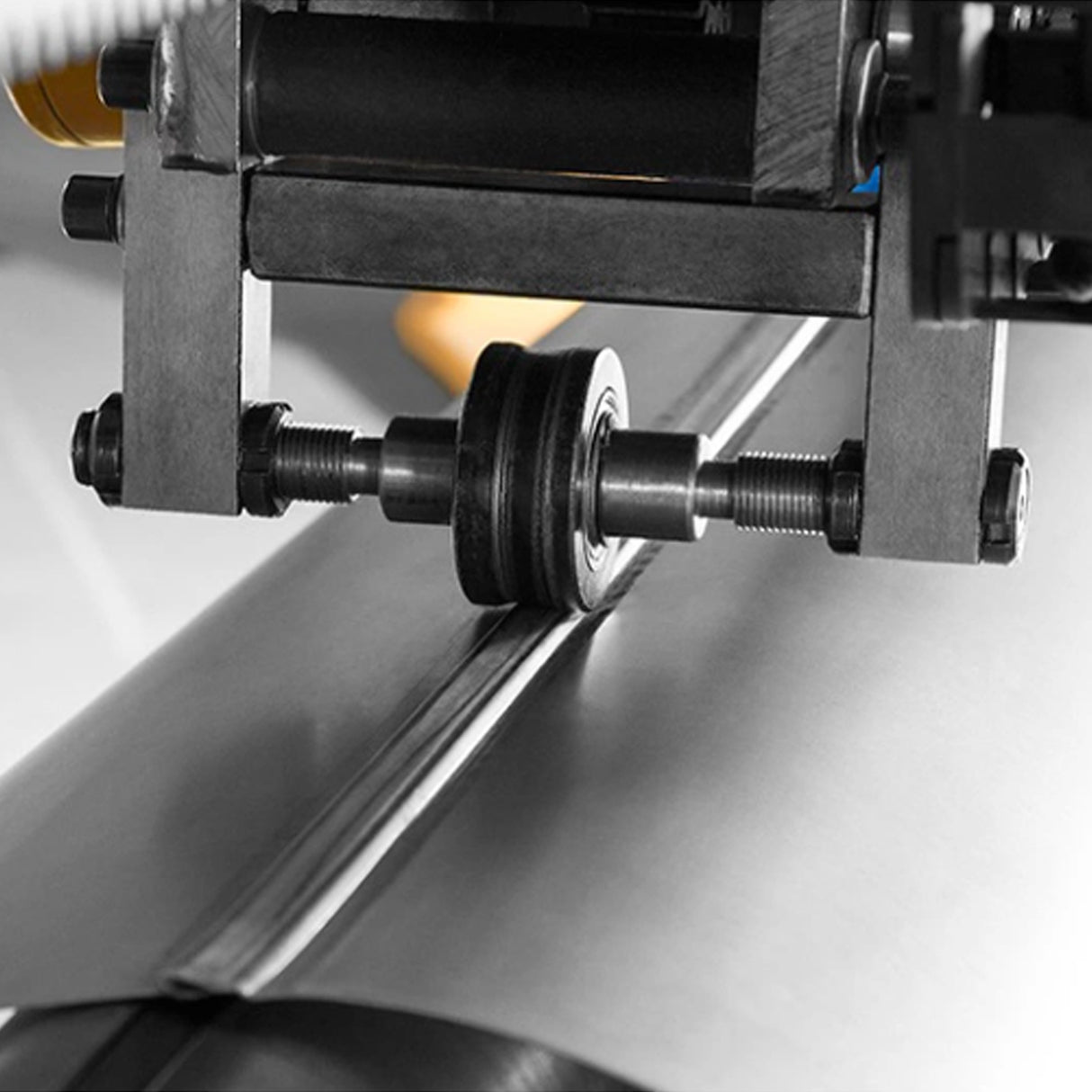Horizontal Round Duct Seaming SBHF-1.5x1500, 1500mm Seam Closing Machine