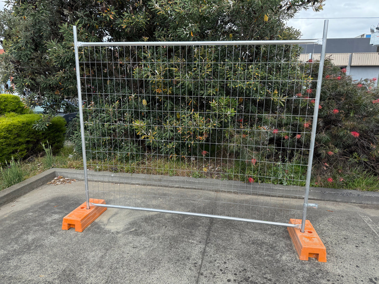 KANG Fencing Temporary Fence Feet, Blow Mould Concrete Plastic Fence Feet